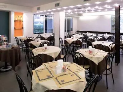 ***  Hotel Villa Lalla Rimini İtalya